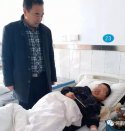 王福群医生暖心为小患者买来可口饭菜