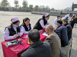 共促卫生健康 河南誉美肾病医院参加31个爱国卫生月义诊宣传活动